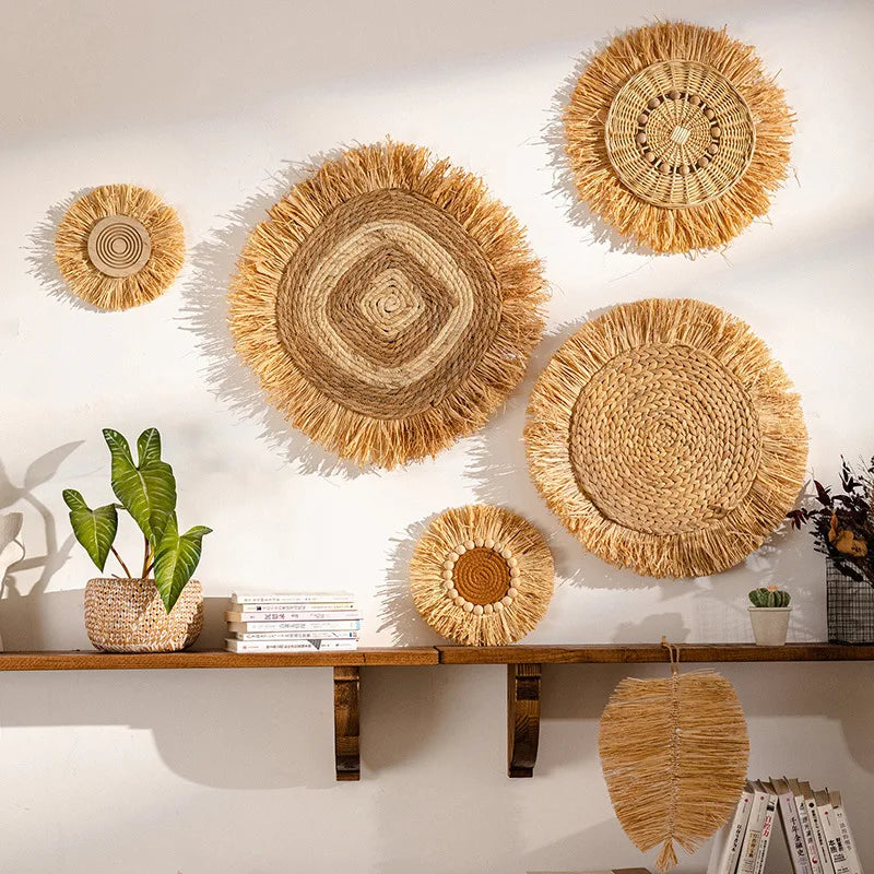 Rustic Style Handmade Straw Wall Décor